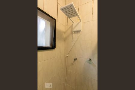 Casa para alugar com 150m², 2 quartos e 2 vagasQuarto 01 Suíte Chuveiro