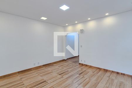 Casa para alugar com 3 quartos, 115m² em Bom Retiro, São Paulo