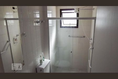 Banheiro de apartamento à venda com 3 quartos, 74m² em Planalto Paulista, São Paulo