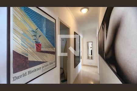 Apartamento à venda com 126m², 3 quartos e 2 vagas Apartamento à venda com 126m², 3 quartos e 2 vagasCorredor