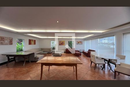 Apartamento à venda com 126m², 3 quartos e 2 vagas Apartamento à venda com 126m², 3 quartos e 2 vagasSalão de Festas