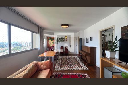 Apartamento à venda com 126m², 3 quartos e 2 vagas Apartamento à venda com 126m², 3 quartos e 2 vagasSala