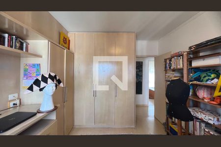 Apartamento à venda com 126m², 3 quartos e 2 vagas Apartamento à venda com 126m², 3 quartos e 2 vagasQuarto 1