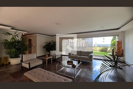 Apartamento à venda com 126m², 3 quartos e 2 vagas Apartamento à venda com 126m², 3 quartos e 2 vagasHall de entrada