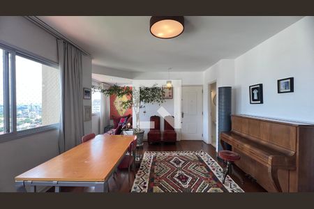 Apartamento à venda com 126m², 3 quartos e 2 vagas Apartamento à venda com 126m², 3 quartos e 2 vagasSala