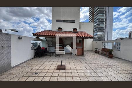 Apartamento à venda com 126m², 3 quartos e 2 vagas Apartamento à venda com 126m², 3 quartos e 2 vagasChurrasqueira