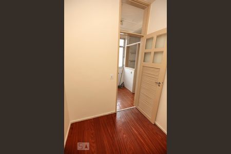 Apartamento para alugar com 70m², 2 quartos e 2 vagasQuarto de Serviço