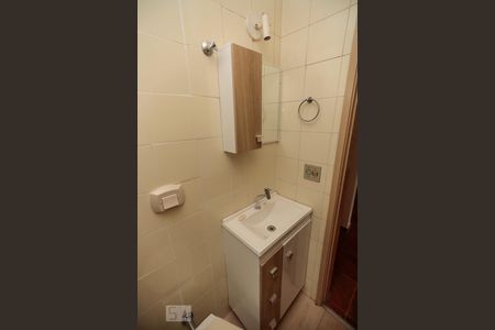 Apartamento para alugar com 70m², 2 quartos e 2 vagasBanheiro