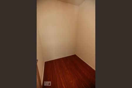 Apartamento para alugar com 70m², 2 quartos e 2 vagasQuarto de Serviço