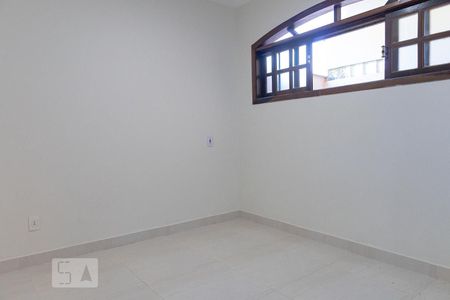 Quarto de casa de condomínio para alugar com 2 quartos, 130m² em Barra da Tijuca, Rio de Janeiro