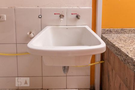 Casa à venda com 250m², 3 quartos e 2 vagas Casa à venda com 250m², 3 quartos e 2 vagasÁrea de serviço