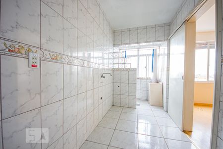 Cozinha  de apartamento para alugar com 1 quarto, 47m² em Sarandi, Porto Alegre