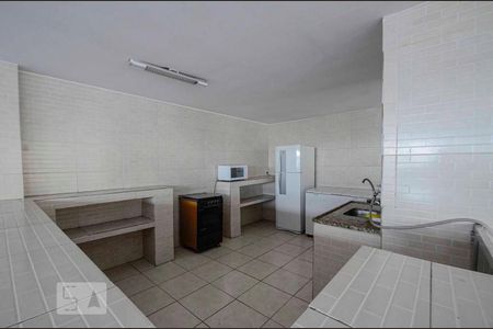 Apartamento para alugar com 100m², 3 quartos e 2 vagasÁrea comum - Salão de festas