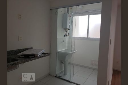 Apartamento à venda com 45m², 2 quartos e 1 vaga Apartamento à venda com 45m², 2 quartos e 1 vagaCozinha e Área de Serviço