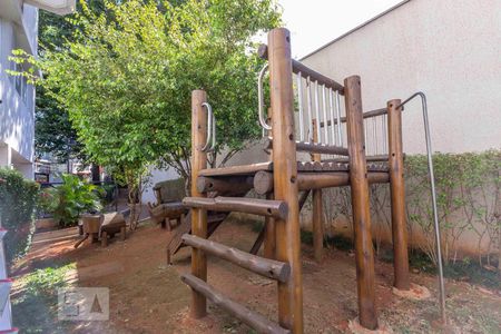 Apartamento à venda com 66m², 2 quartos e sem vagaÁrea Comum - Playground