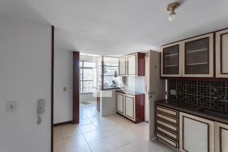 Apartamento à venda com 124m², 3 quartos e 2 vagasCozinha