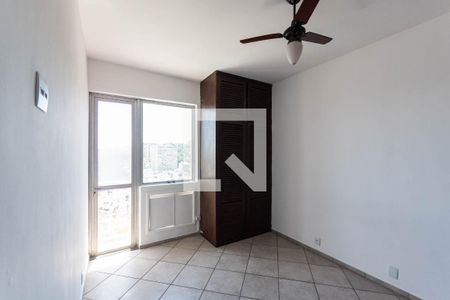 Apartamento à venda com 124m², 3 quartos e 2 vagasQuarto 3