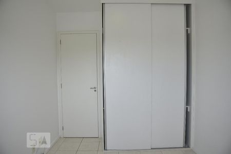 Apartamento à venda com 98m², 4 quartos e 2 vagasQuarto 1 
