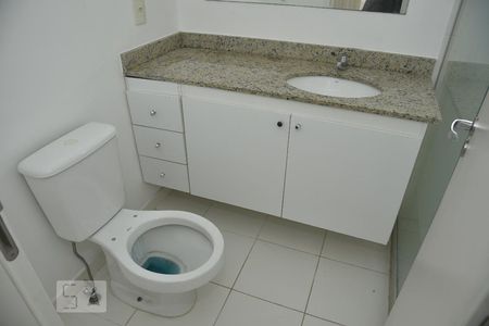 Apartamento à venda com 98m², 4 quartos e 2 vagasBanheiro do Quarto 3