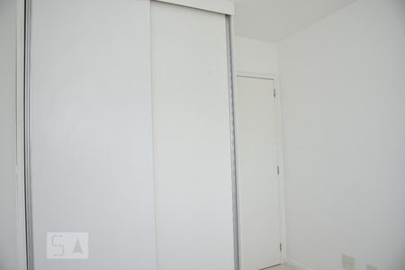 Apartamento à venda com 98m², 4 quartos e 2 vagasQuarto 1 