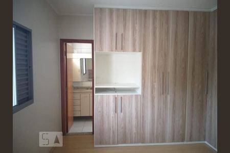 Quarto 1 de casa para alugar com 3 quartos, 183m² em Rudge Ramos, São Bernardo do Campo