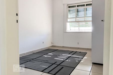 Apartamento para alugar com 98m², 2 quartos e sem vagaQuarto 01