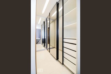 Apartamento para alugar com 40m², 1 quarto e 1 vaga Apartamento para alugar com 40m², 1 quarto e 1 vagaSuíte - Closet