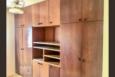 Quarto de apartamento para alugar com 3 quartos, 76m² em Planalto Paulista, São Paulo