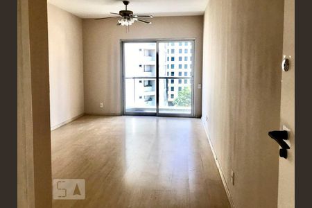 Sala de apartamento para alugar com 3 quartos, 76m² em Planalto Paulista, São Paulo