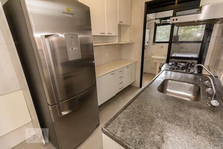 Apartamento à venda com 106m², 3 quartos e 2 vagasCozinha