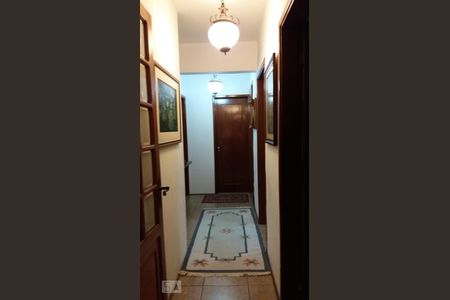 Corredor de apartamento à venda com 3 quartos, 153m² em Vila Andrade, São Paulo