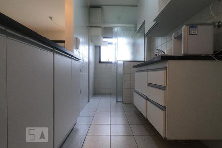 Apartamento para alugar com 65m², 2 quartos e 2 vagasCozinha