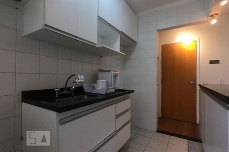Apartamento para alugar com 65m², 2 quartos e 2 vagasCozinha
