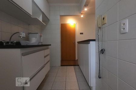 Apartamento para alugar com 65m², 2 quartos e 2 vagasCozinha