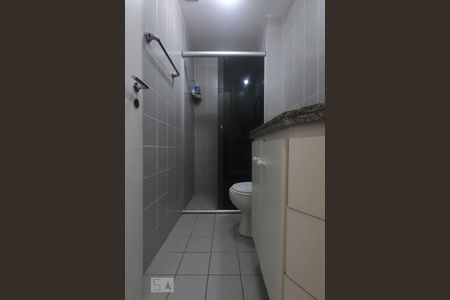 Apartamento para alugar com 65m², 2 quartos e 2 vagasBanheiro
