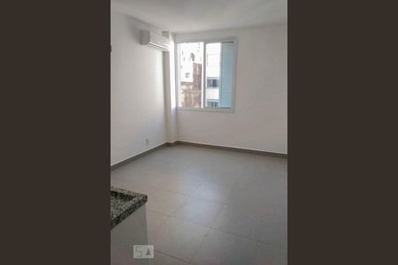 Sala de kitnet/studio para alugar com 1 quarto, 20m² em República, São Paulo