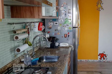 Cozinha de apartamento à venda com 2 quartos, 54m² em Vila Gomes, São Paulo