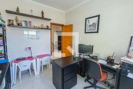 Apartamento à venda com 184m², 3 quartos e 2 vagasQuarto 3