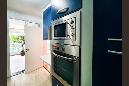 Apartamento à venda com 129m², 3 quartos e 2 vagasCozinha