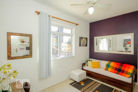 Sala de apartamento para alugar com 2 quartos, 50m² em Copacabana, Rio de Janeiro
