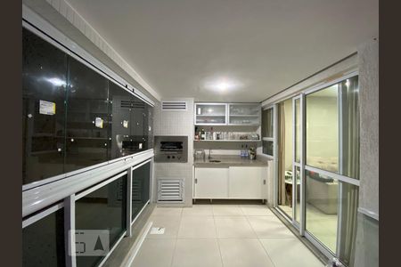 Varanda Gourmet de apartamento à venda com 2 quartos, 90m² em Icaraí, Niterói