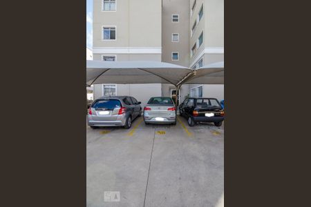 Garagem de apartamento para alugar com 2 quartos, 45m² em Cinquentenário, Belo Horizonte