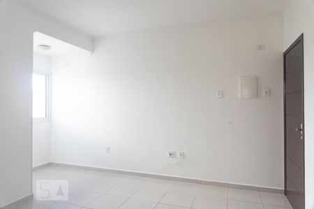 Sala de apartamento à venda com 2 quartos, 50m² em Vila Lucinda, Santo André