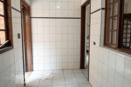 Casa à venda com 220m², 3 quartos e 3 vagasLavanderia