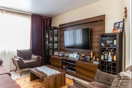 Sala de Estar de casa à venda com 4 quartos, 350m² em Vila Maria Alta, São Paulo