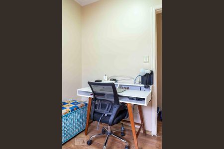 Casa à venda com 350m², 4 quartos e 5 vagasEscritório