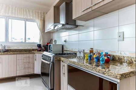 Casa à venda com 350m², 4 quartos e 5 vagasCozinha