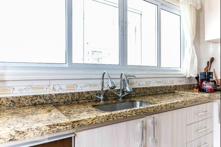 Casa à venda com 350m², 4 quartos e 5 vagasCozinha