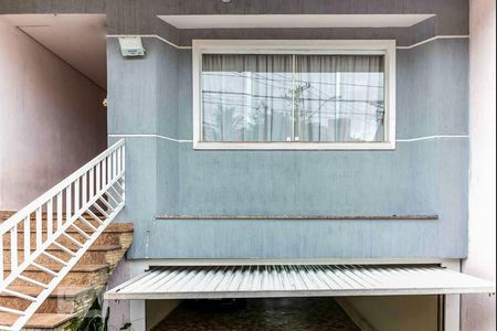 Casa à venda com 350m², 4 quartos e 5 vagasFrente