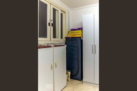 Casa à venda com 350m², 4 quartos e 5 vagasLavanderia